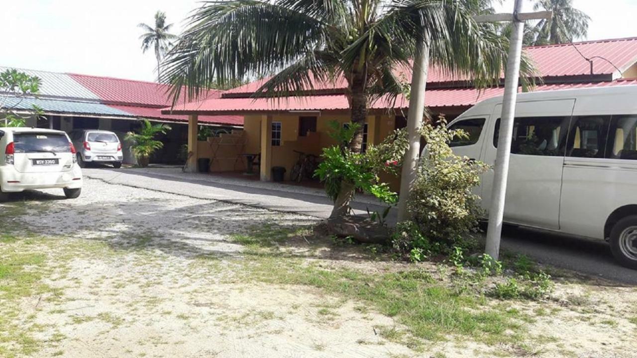 Az Inn Chenang Pantai Cenang  Exterior photo